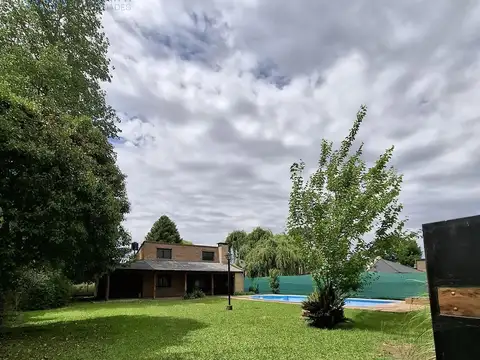 Quinta en Las Orquídeas y Camelias, Luar Kayad, Pergamino
