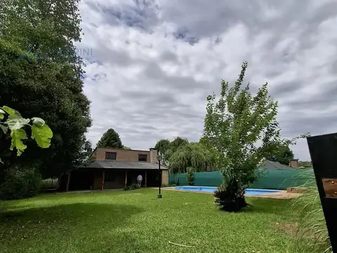 Quinta en Venta en Luard Kayad, $ 150.000