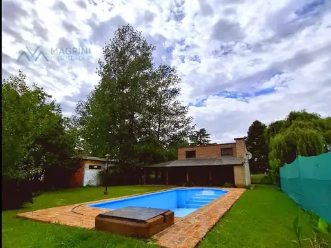 Quinta en Las Orquídeas y Camelias, Luar Kayad, Pergamino