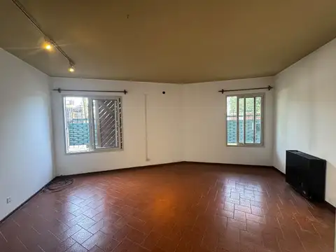 Depto Tipo Casa en Alquiler en Castelar Sur, $ 1.000.000