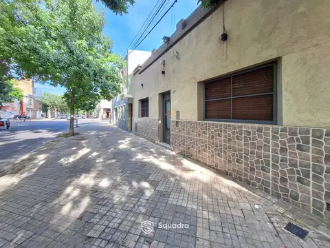 Casa 5 ambientes con 1 baño