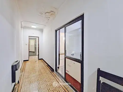 VENTA - Casa de dos dormitorios con patio terraza y altillo – Barrio Abasto, Rosario.