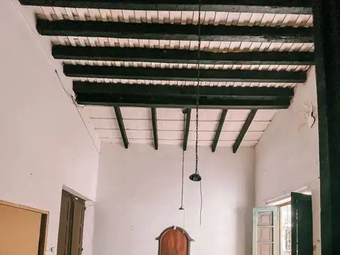 CASA  PARA COMERCIO GASTRONOMICO, HOSTEL, ETC
