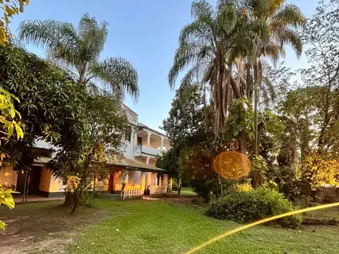 CASA  PARA COMERCIO GASTRONOMICO, HOSTEL, ETC