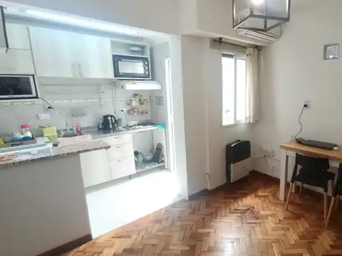 Venta departamento 2 ambientes con patio balvanera