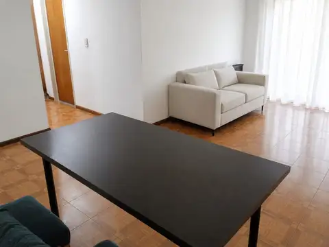 VENTA DEPARTAMENTO 3 AMBIENTES FLORES BALCON PATIO