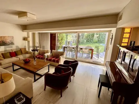 Casa en Alquiler de 5 dormitorios