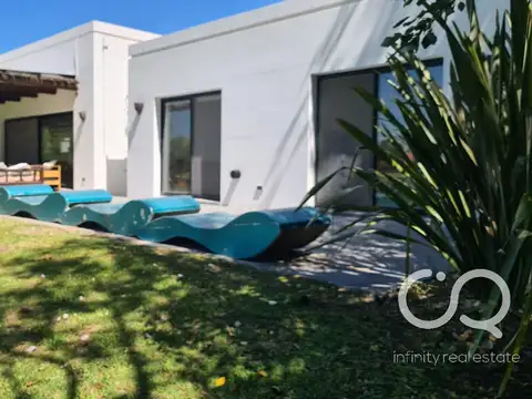 Casa en Venta en Fincas de San Vicente, USD 480.000
