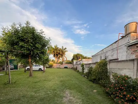 Casa en venta Barrio Chapero - Terreno amplio