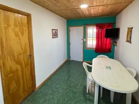 Casa 2 ambientes con 1 baño