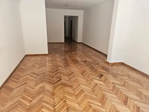 Avenida Hipólito Yrigoyen 3200