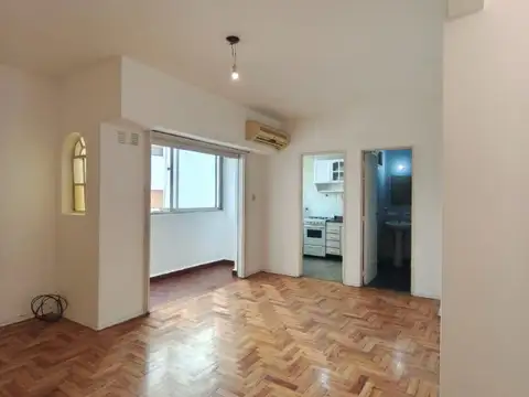 Departamento en Alquiler en Caballito, $ 450.000