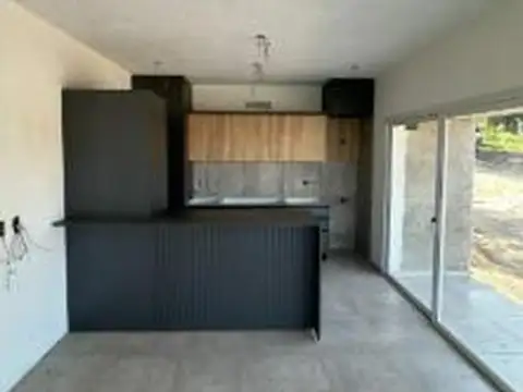 Casa en venta - 2 Dormitorios 1 Baño - Estancia Vieja