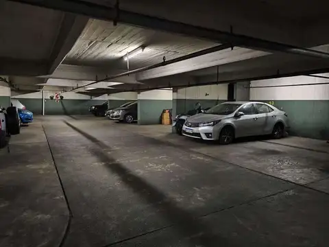 Cochera en Venta Cubierta