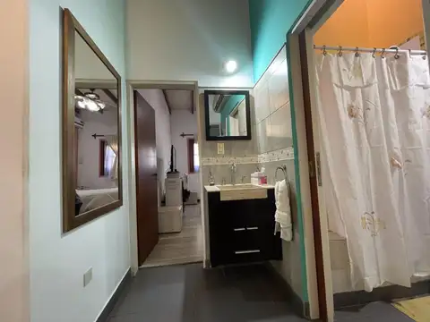 Casa 5 ambientes con 1 baño
