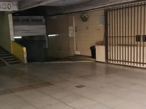 Venta Cochera Cubierta Fija Belgrano Amenabar y Juramento