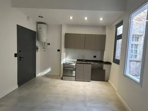 VENTA PH 2 AMBIENTES A NUEVO -ALMAGRO- APTO CRED