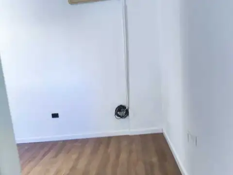 12  e/  48 y 49 N 836 La Plata