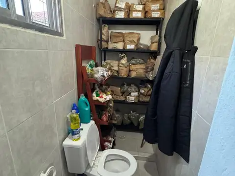 VENTA CASA CON LOCAL HUMBOLDT