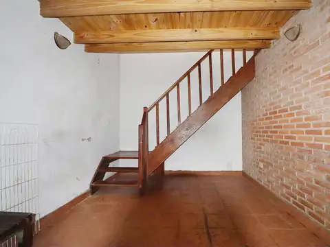Depto Tipo Casa en Venta en Chacarita, USD 194.000