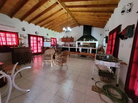 Casa en Venta con 1 cochera