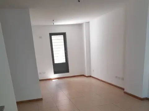 Departamento en Alquiler en Nuestra Señora De Lourdes, $ 290.000