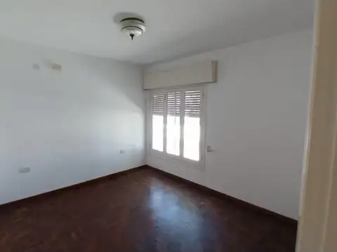 Casa en Alquiler al Este