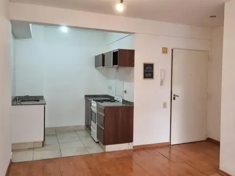 Departamento en Alquiler con 1 cocheras