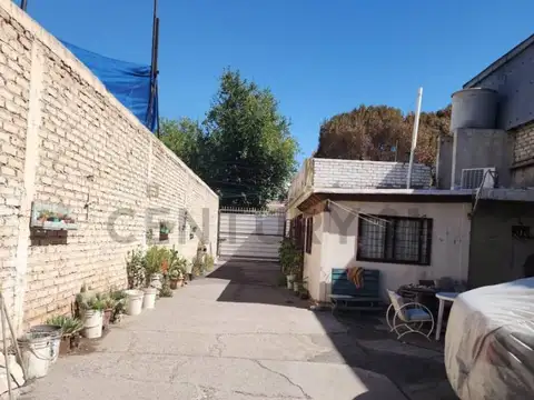 Galpon en Venta en Mendoza, USD 400.000