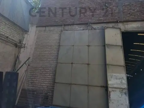 GALPÓN EN VENTA EN CIUDAD