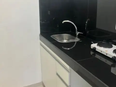 Dpto. tipo casa monoambiente
