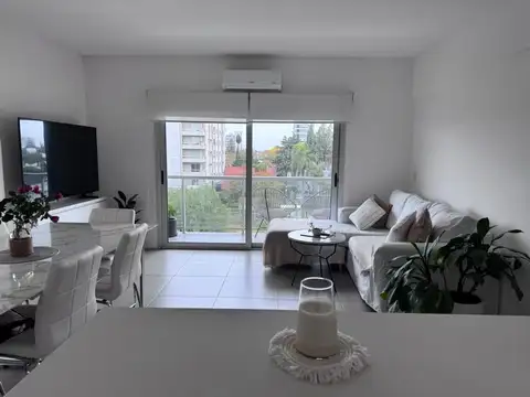 Departamento 2 ambientes con 2 baños