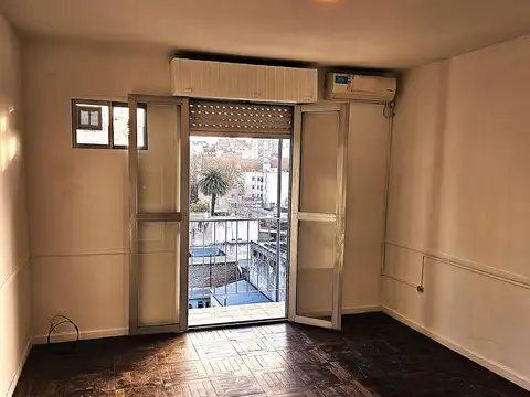 En venta Departamento en Balvanera monoambiente con balcon