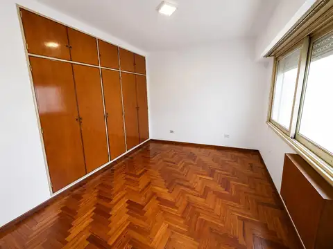 Departamento 5 ambientes con 2 baños