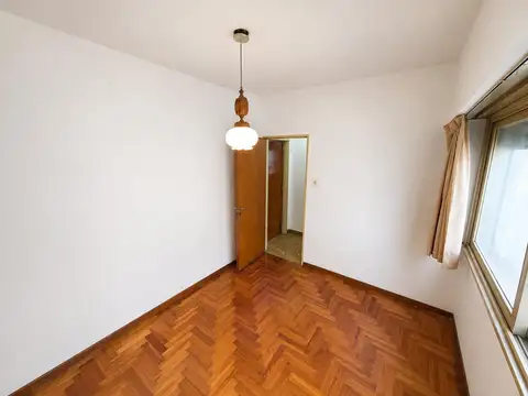 Departamento en Venta en Villa del Parque, USD 125.000
