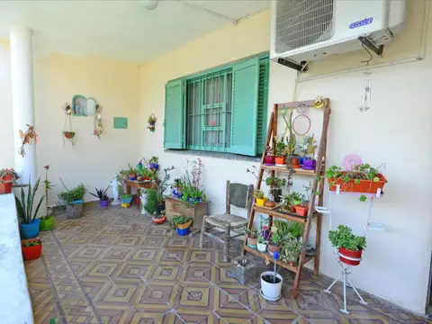 Venta/permuta Casa 6 Amb Quilmes Centro - Lote 500 m²