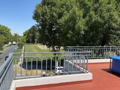 PH ENTRADA INDEPENDIENTE SIN EXPENSAS GRAN TERRAZA PATIO BALCONES