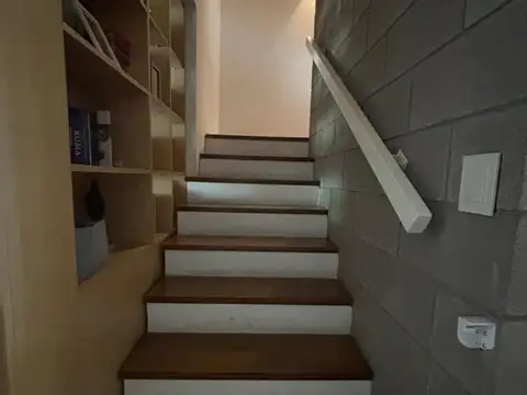 Depto Tipo Casa en Venta 5 años