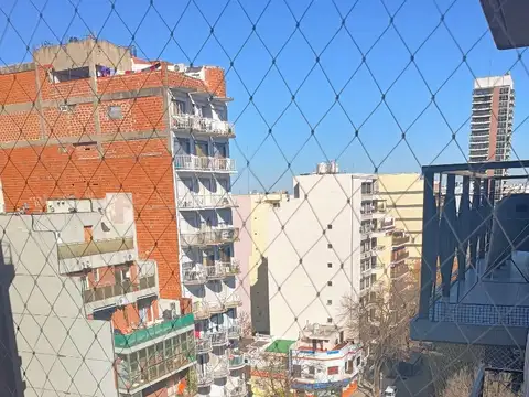 Mendoza 5100, Piso 10