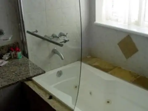 VENDEMOS HOTEL EN CAVIAHUE