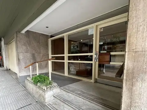 Venta Departamento 2 amb al frente 51m2 totales con Balcon y Baulera en Boedo