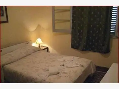 Hotel 30 hab. 1* mas 4 locales