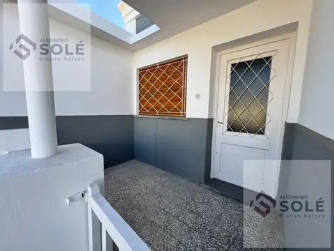 Casa 6 ambientes con 1 baño