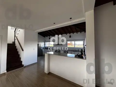 Casa en Venta en Estancia Benquerencia Farm Club, USD 345.000