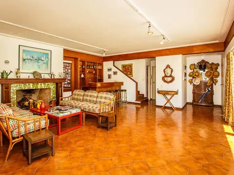 Exclusiva Quinta en Maschwitz: con potencial único de 9896m2 formado por 8 lotes de 1200m2 aprox.