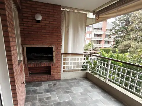 Departamento en Venta en Jardines De San Isidro, USD 275.000