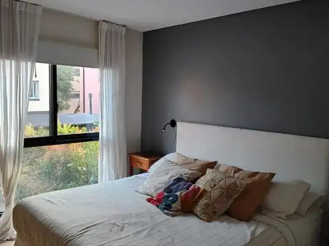 Venta de Tiplex Remodelado a Nuevo en San Isidro