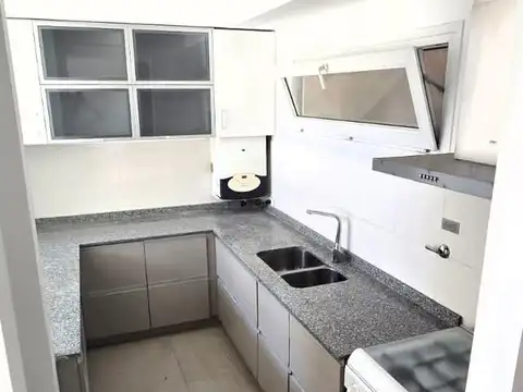 Departamento en Alquiler con 1 cocheras