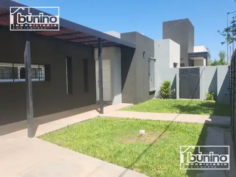 Casa en Alquiler en Funes, $ 750.000