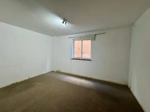 Oficina en Alquiler en Centro, $ 135.000